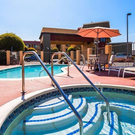 Rancho San Diego Inn & Suites El Cajon Exterior photo